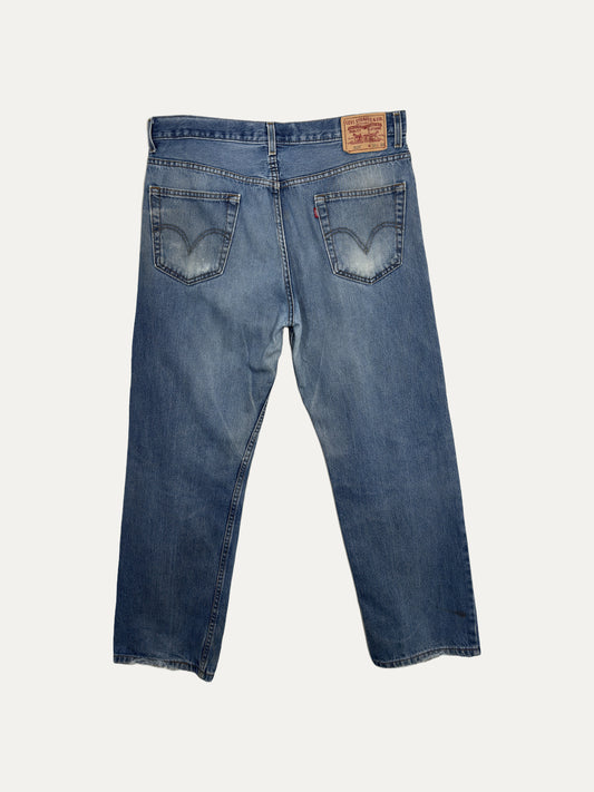 Vintage Levi's 505 Straight Jeans in light wash, men's, size W36 L30 – second-hand