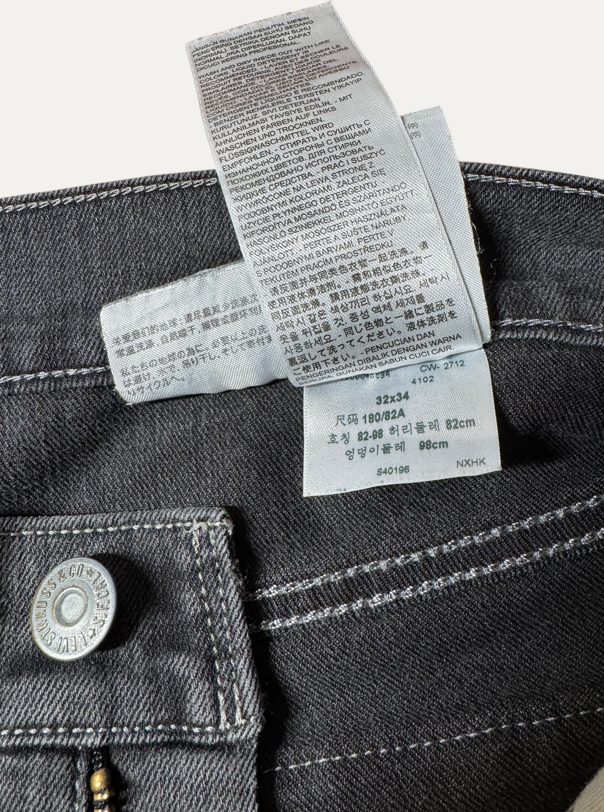 Vintage Levi's 511 Slim Jeans men's, size W32 L34 – second-hand