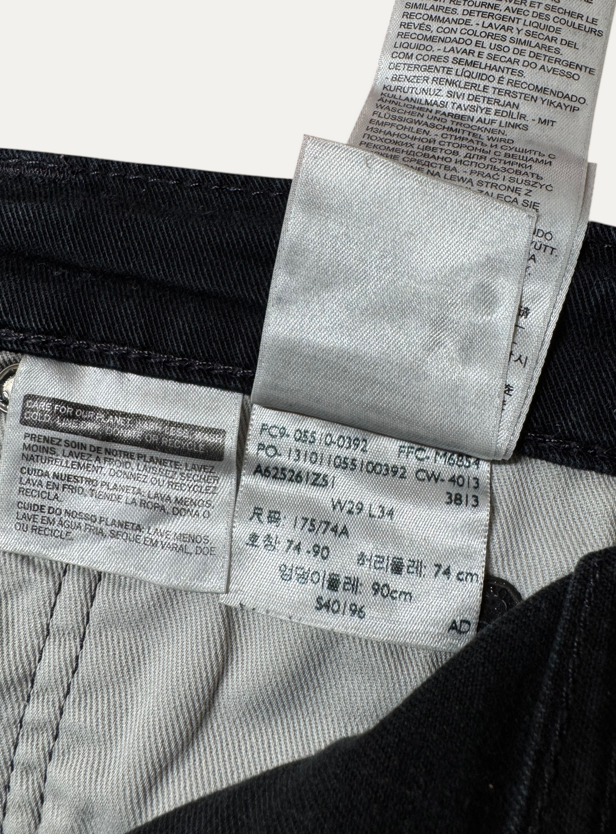 Vintage Levi's 510 Skinny Jeans in black, men's, size W29 L34 – second-hand