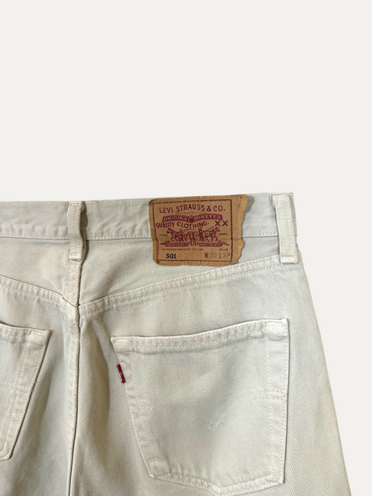 Vintage Levi's 501 Straight Jeans in beige, unisex, size W32 L32 – second-hand