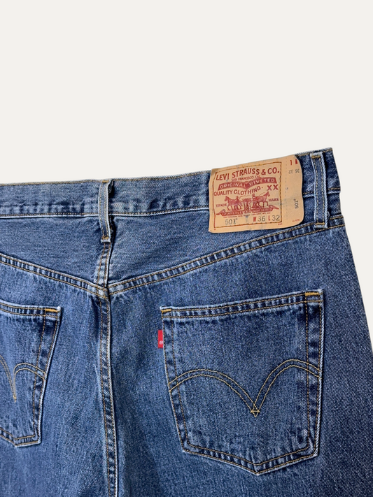 Vintage Levi's 501 Straight Jeans in blue, unisex, size W36 L32 – second-hand