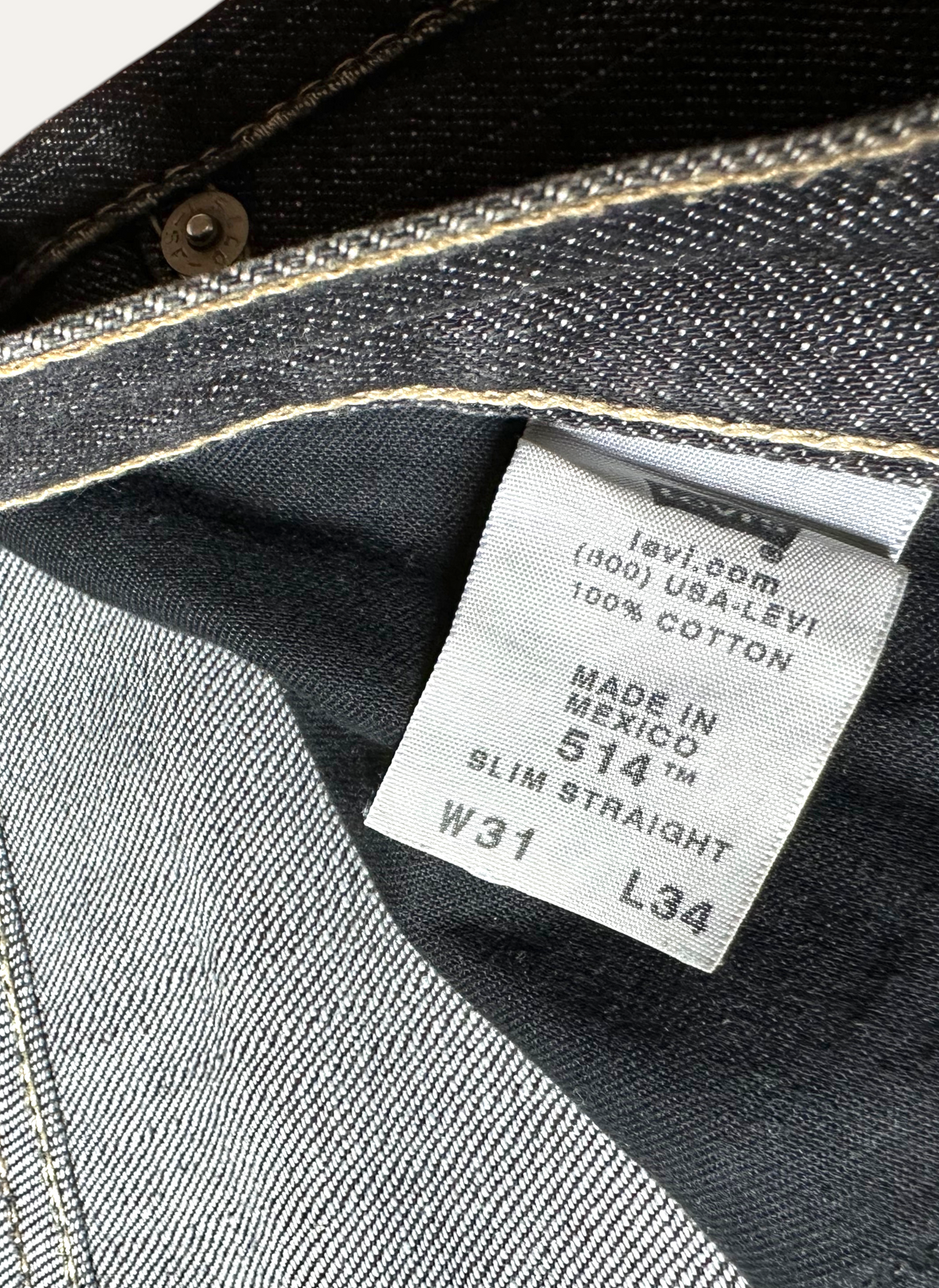 Vintage Levi's 514 Straight Jeans in blue, unisex, size W31 L34 – second-hand