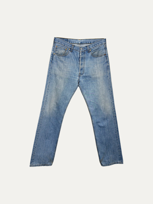 Vintage Levi's 501 Straight Jeans in light wash, unisex, size W32 L32 – second-hand
