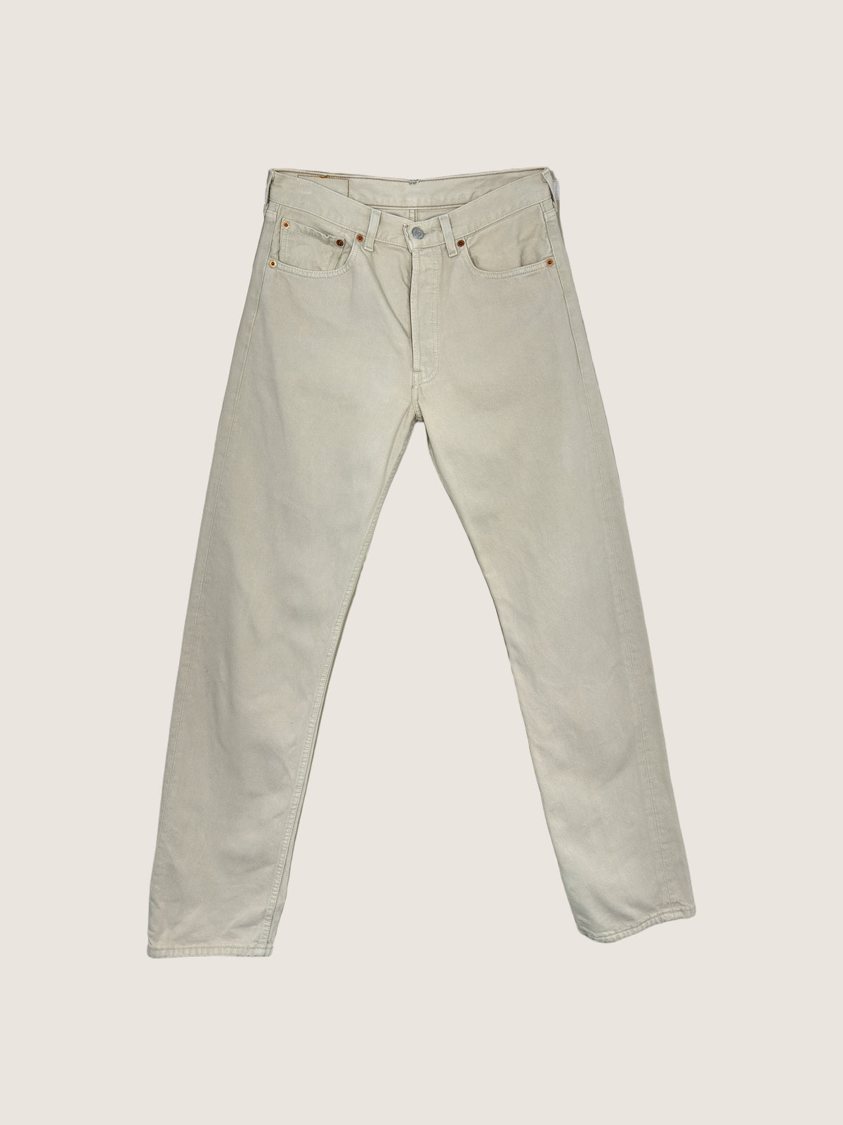 Vintage Levi's 501 Straight Jeans in beige, unisex, size W32 L36 – second-hand