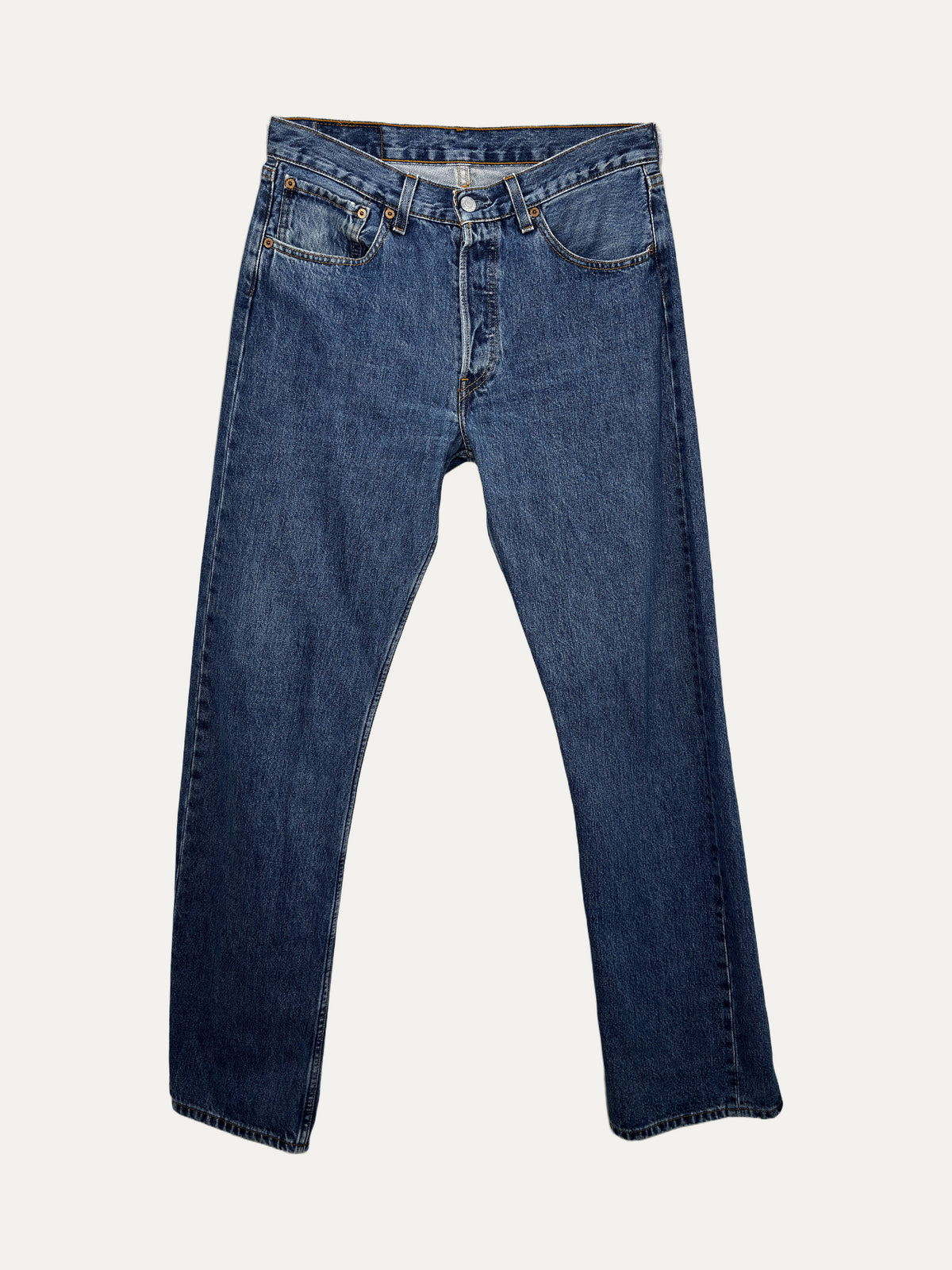 Vintage Levi's 501 Straight Jeans in mid wash, unisex, size W31 L34 – second-hand