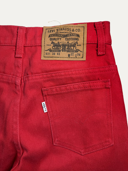 Vintage Levi's 631 Slim Jeans in red, women's, size W27 L34 – second-hand