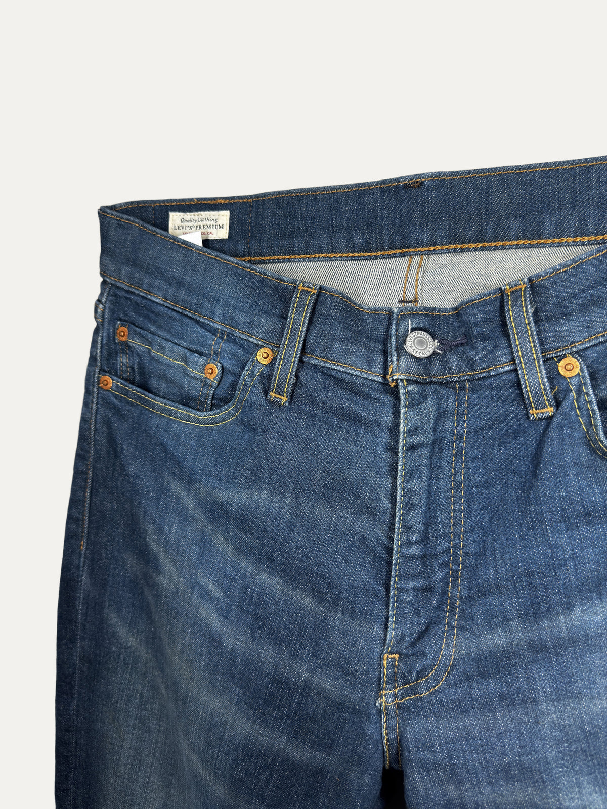 Vintage Levi's 511 Slim Jeans in mid wash, men's, size W33 L32 – second-hand