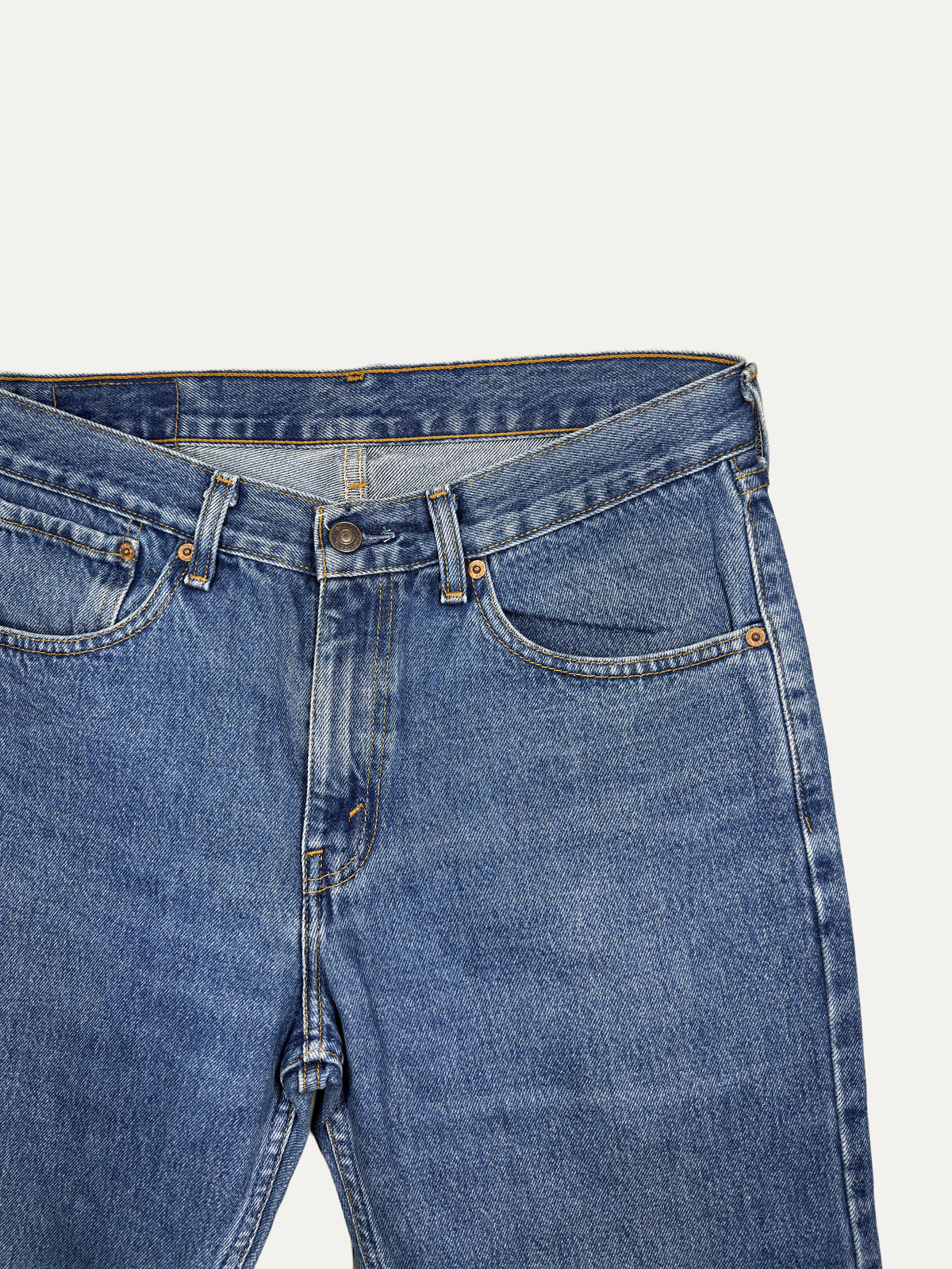 Vintage Levi's 581 Straight Jeans in mid wash, unisex, size W32 L34 – second-hand