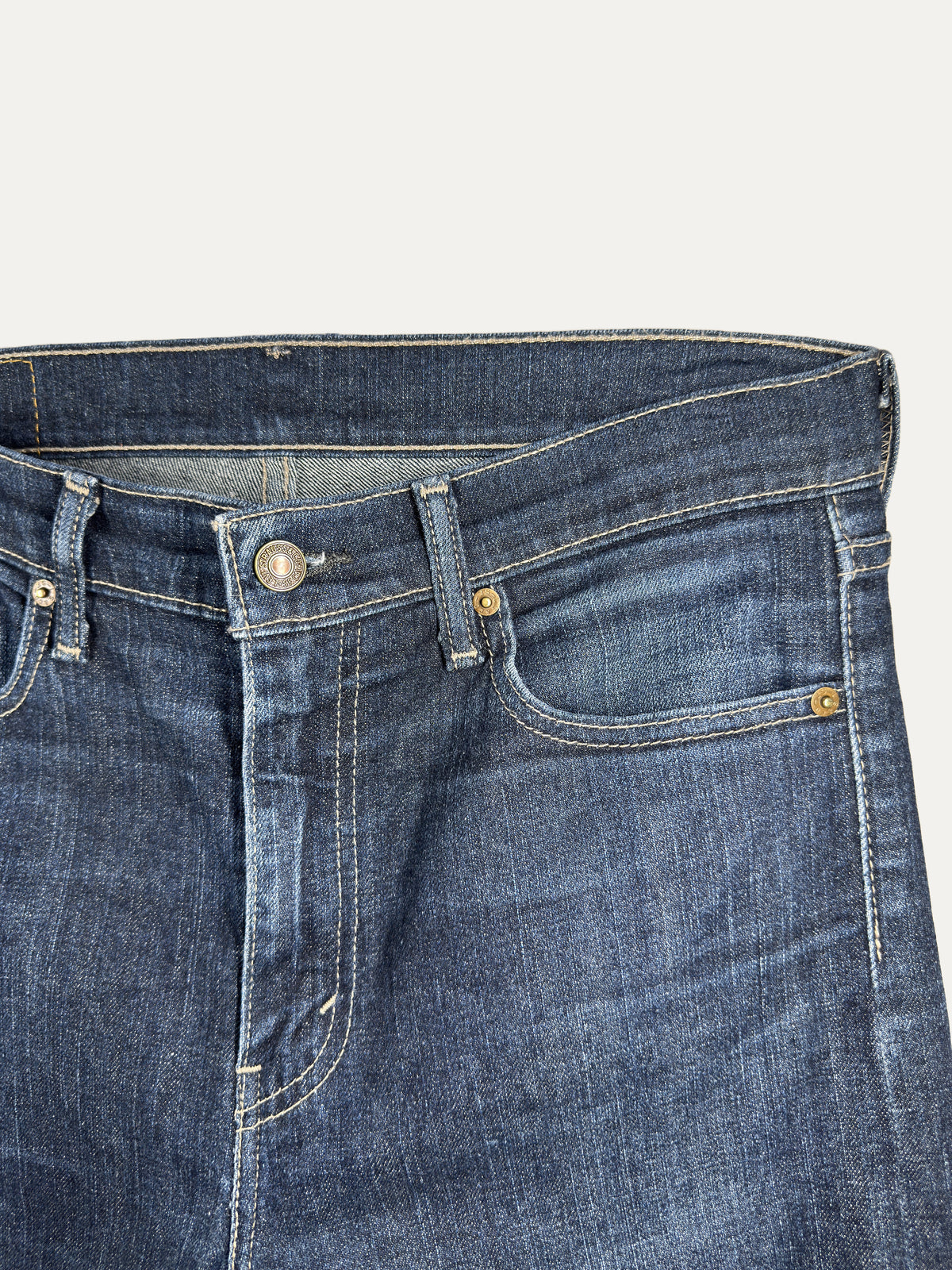 Vintage Levi's 510 Skinny Jeans in mid wash, unisex, size W33 L30 – second-hand
