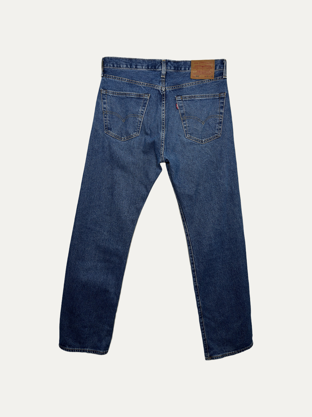Vintage Levi's 501 Straight Jeans in mid wash, unisex, size W32 L32 – second-hand