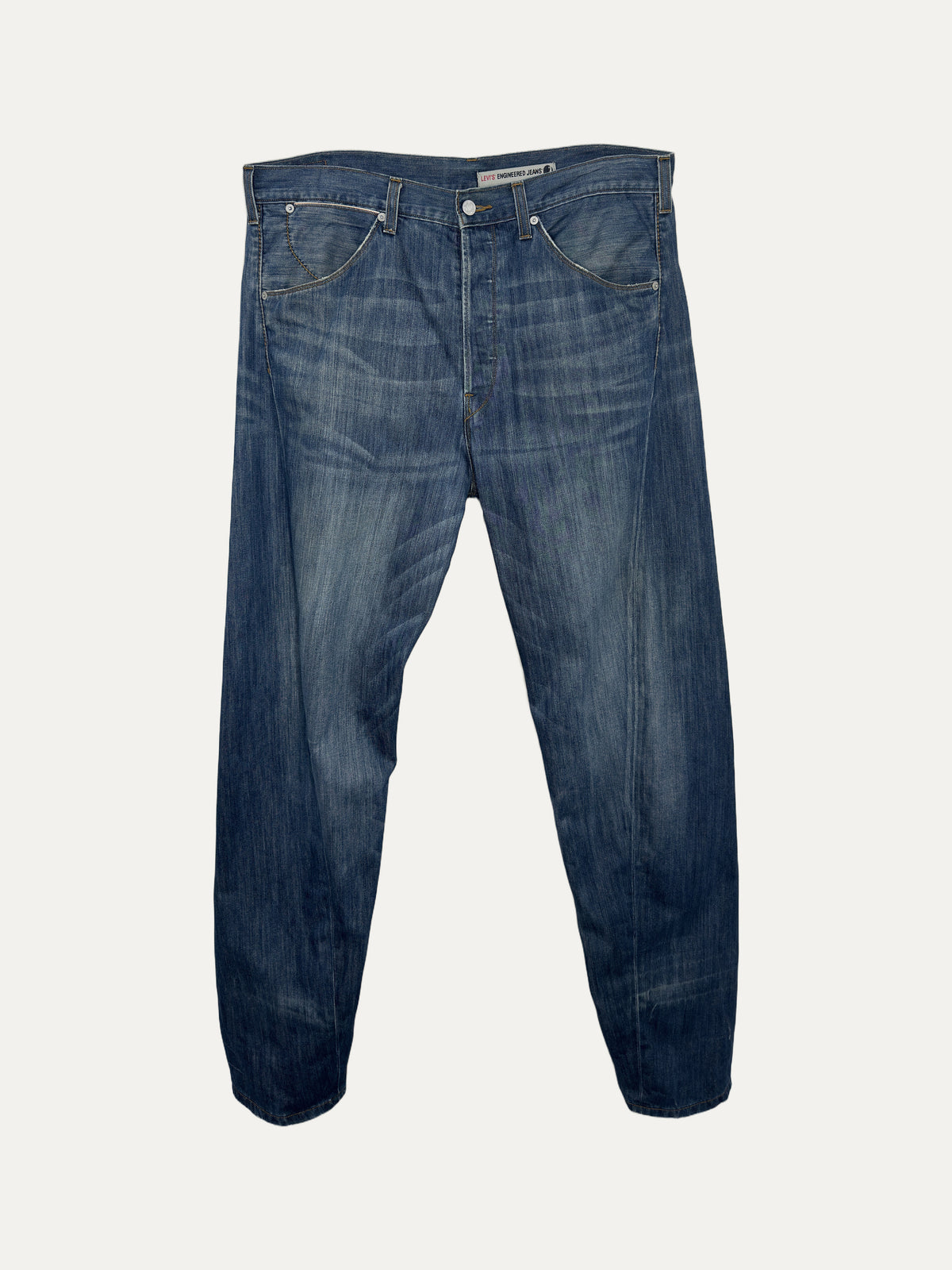 Vintage Levi's Engineered Jeans in mid wash, unisex, size W36 – second-hand