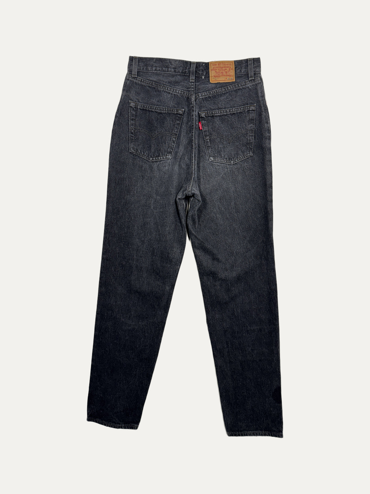 Vintage Levi's 901 Jeans in dark wash, women's, size W30 L32 – second-hand