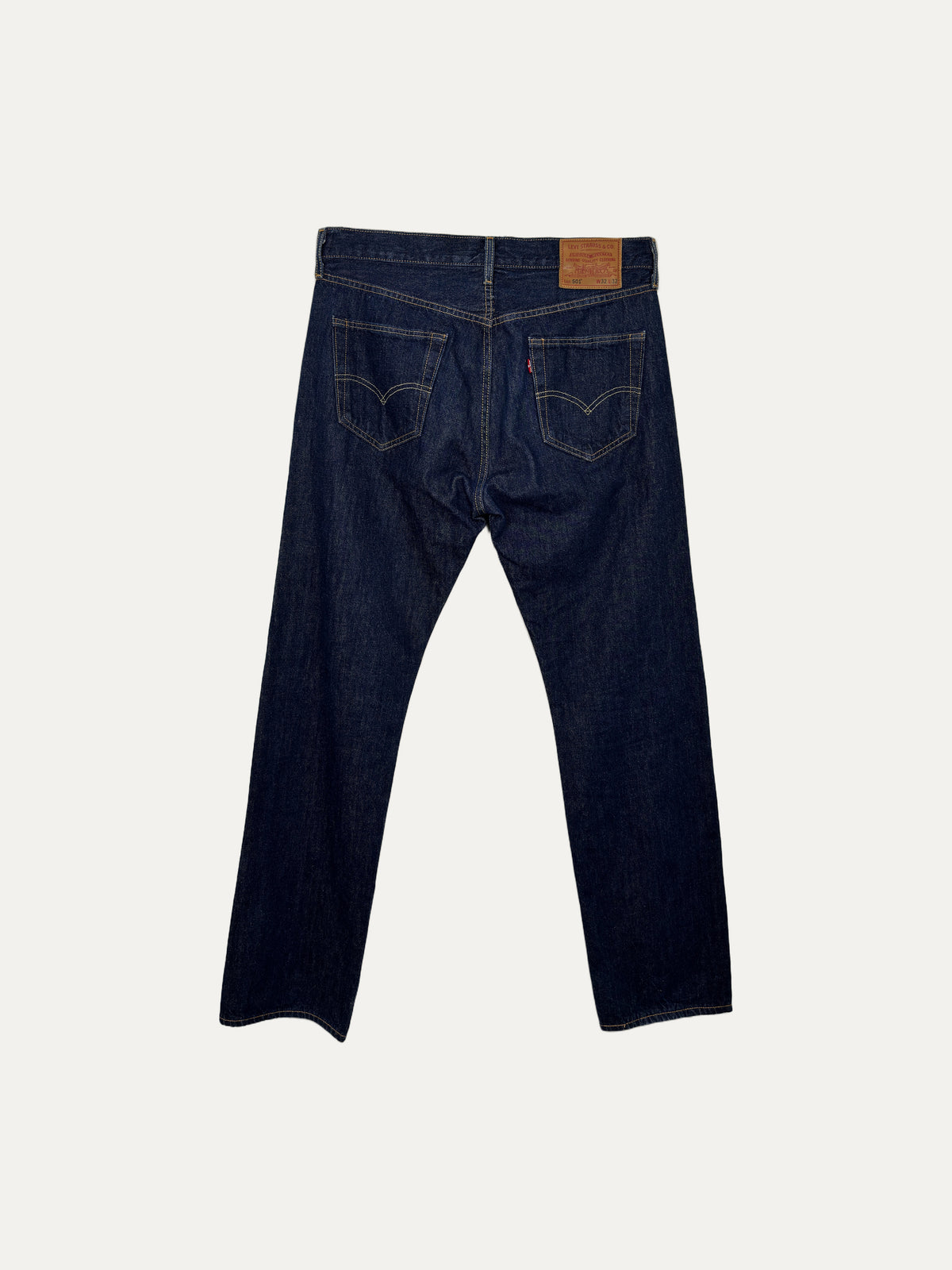 Vintage Levi's 501 Straight Jeans in mid wash, unisex, size W32 L32 – second-hand
