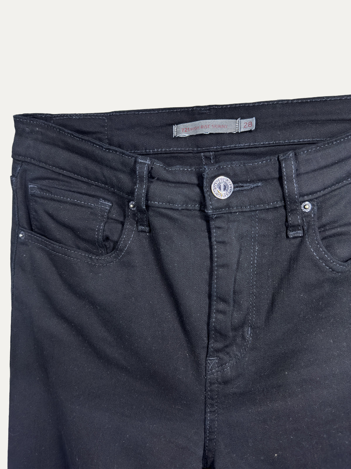 Vintage Levi's 721 Skinny Jeans in black, women's, size W28 – second-hand