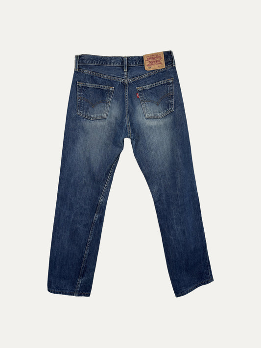 Vintage Levi's 501 Straight Jeans in mid wash, unisex, size W30 L34 – second-hand