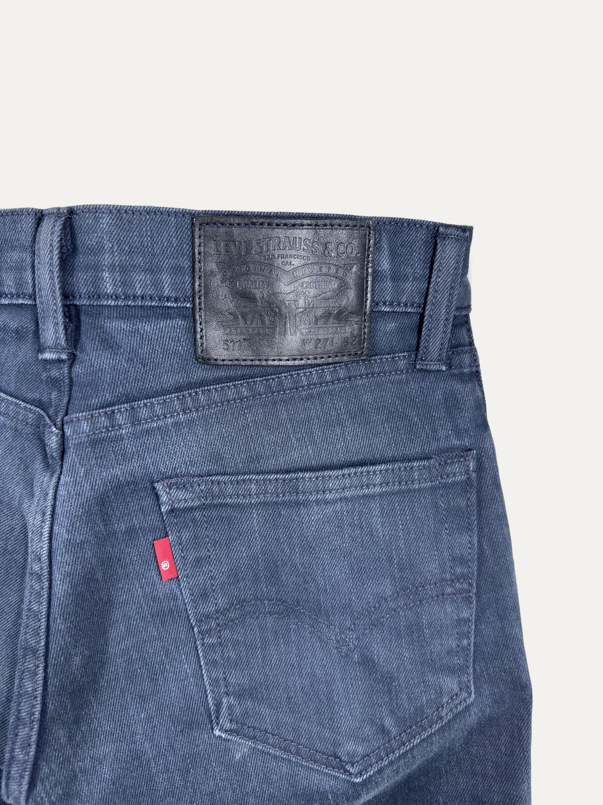 Vintage Levi's 511 Slim Jeans in dark wash, men's, size W27 L32 – second-hand