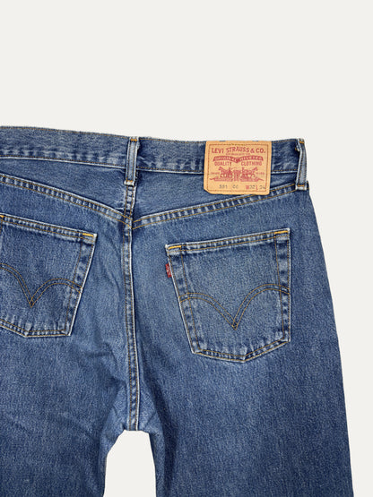 Vintage Levi's 581 Straight Jeans in mid wash, unisex, size W32 L34 – second-hand