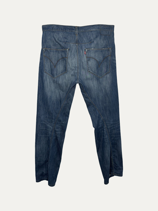 Vintage Levi's Engineered Jeans in mid wash, unisex, size W36 – second-hand