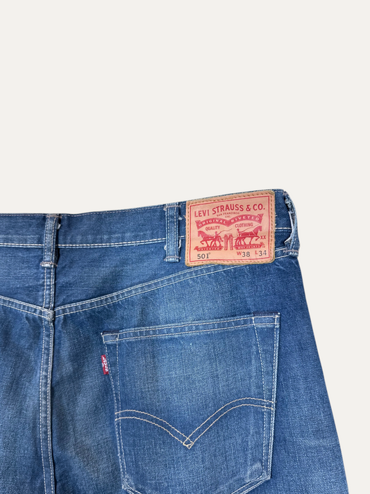 Vintage Levi's 501 Straight Jeans in blue, unisex, size W38 L34 – second-hand
