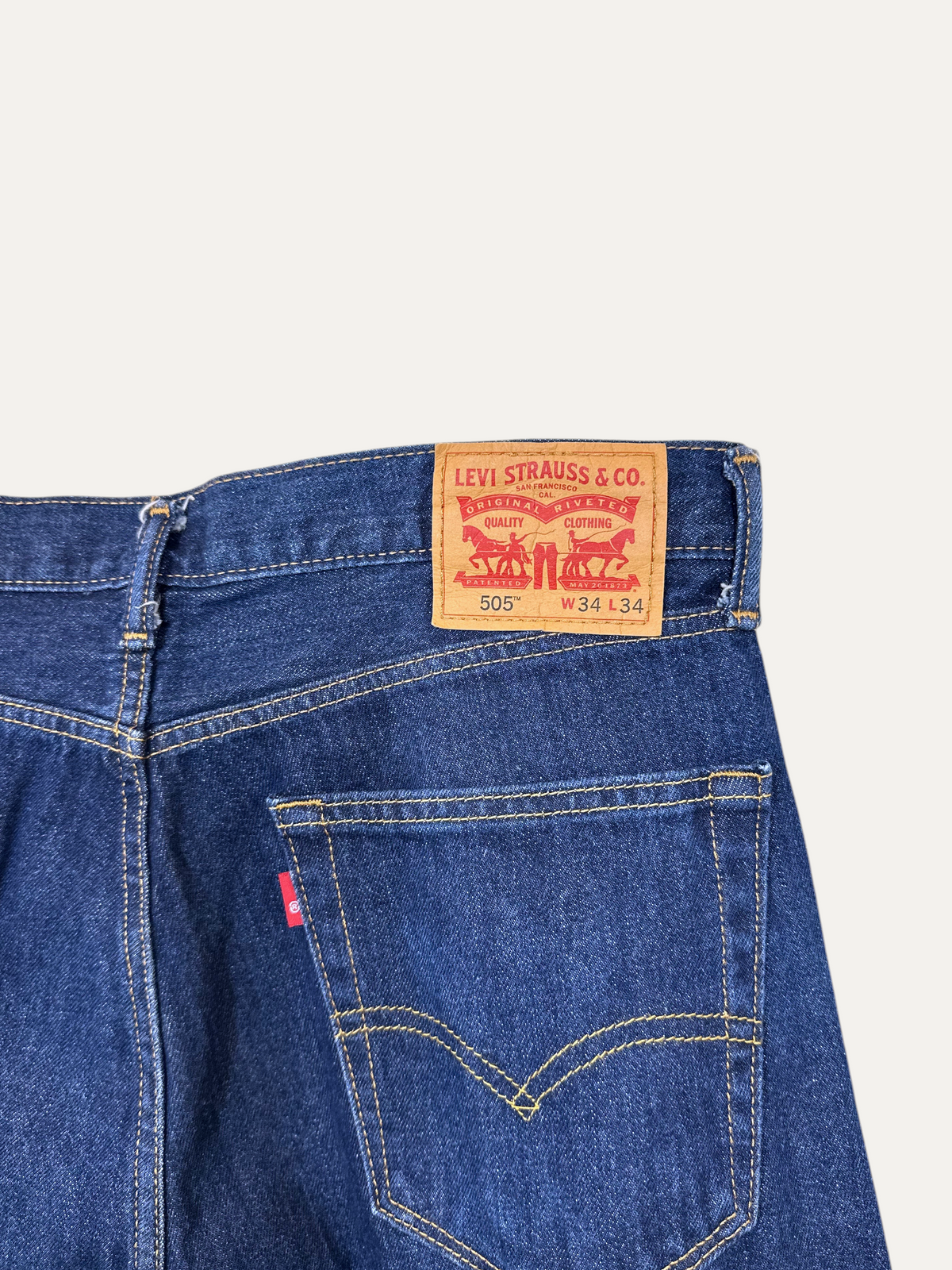 Vintage Levi's 505 Straight Jeans in blue, unisex, size W34 L34 – second-hand