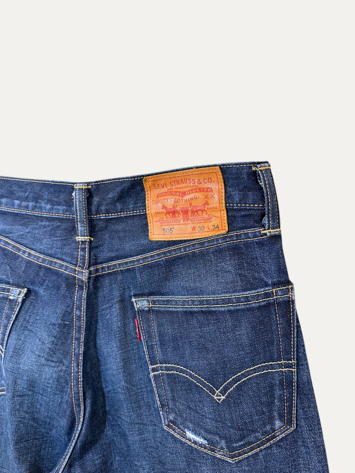 Vintage Levi's 505 Straight Jeans in blue, unisex, size W30 L34 – second-hand