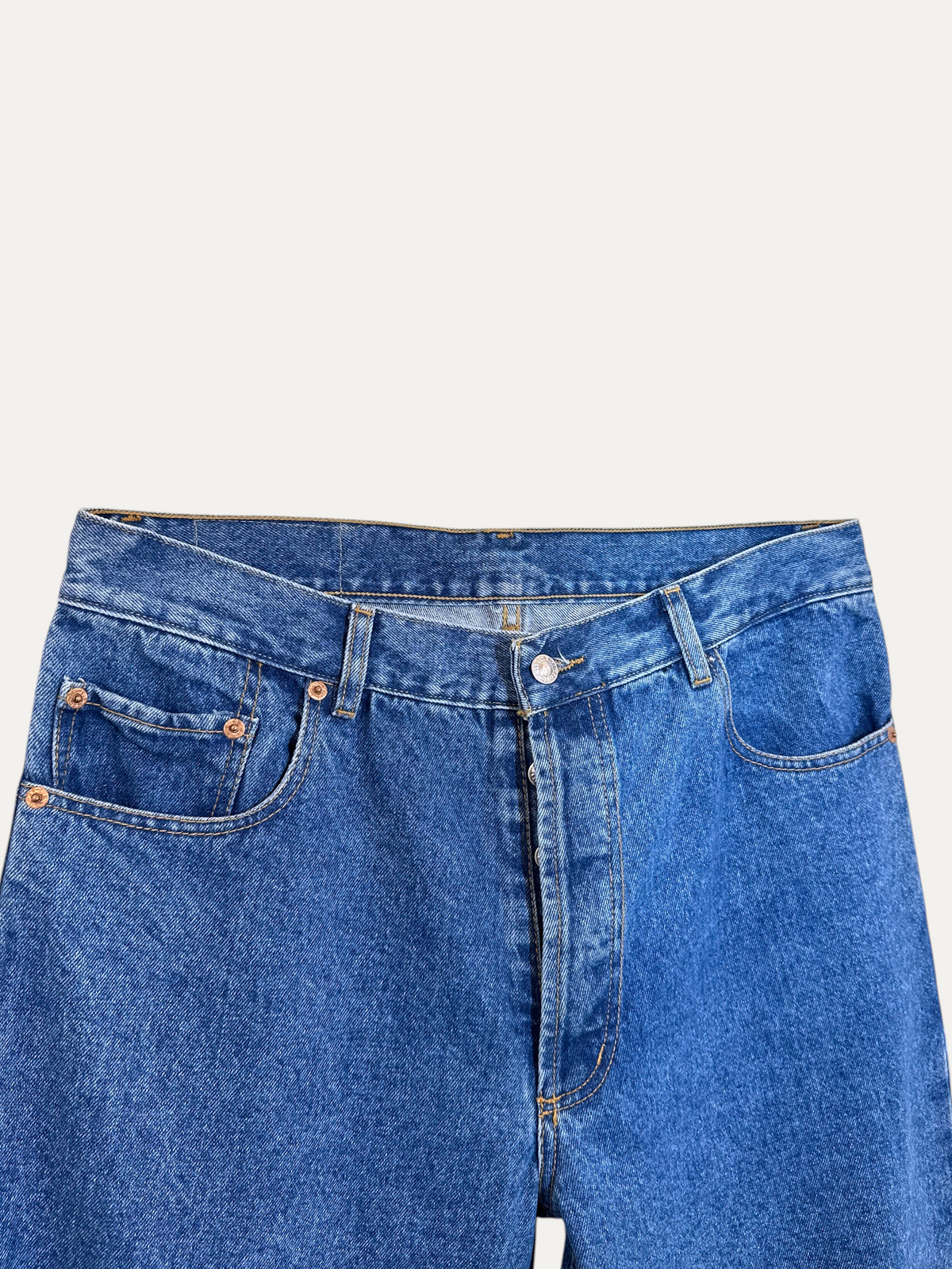 Vintage Levi's 501 Straight Jeans in blue, unisex, size W38 L36 – second-hand
