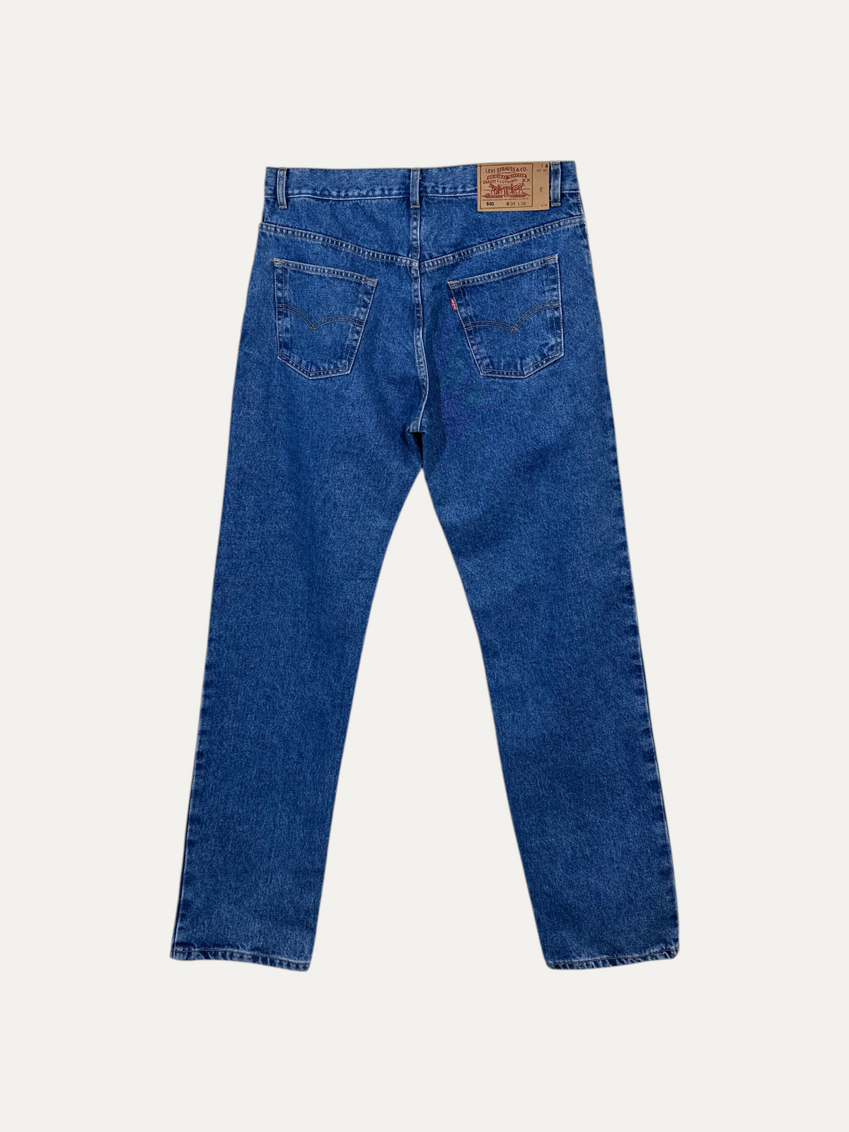 Vintage Levi's 501 Straight Jeans in blue, unisex, size W38 L36 – second-hand