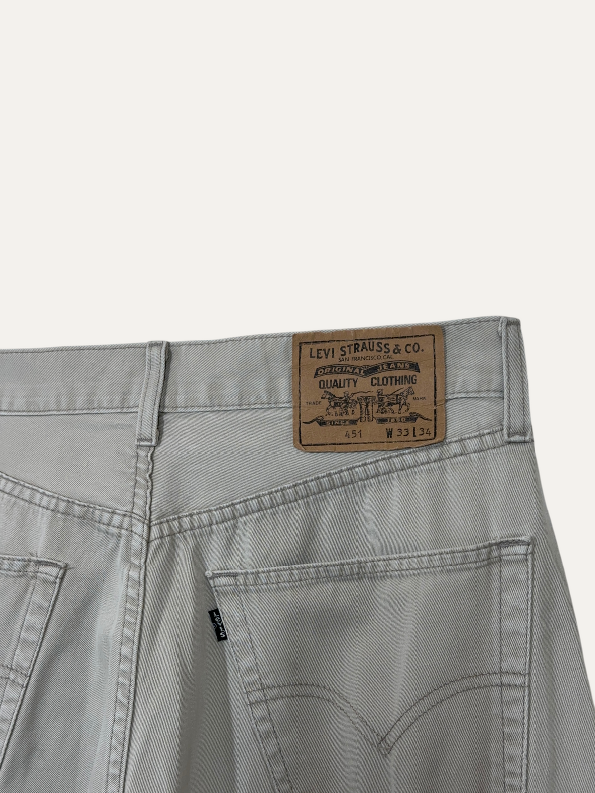 Vintage Levi's 451 Straight Jeans in blue, unisex, size W33 L34 – second-hand
