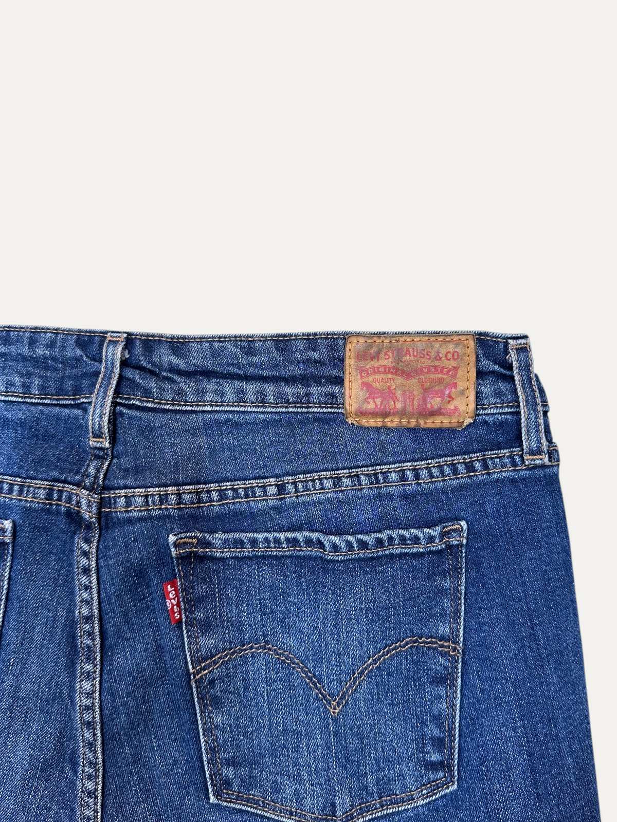 Vintage Levi's 715 Bootcut Jeans in blue, women's, size W32 L34 – second-hand