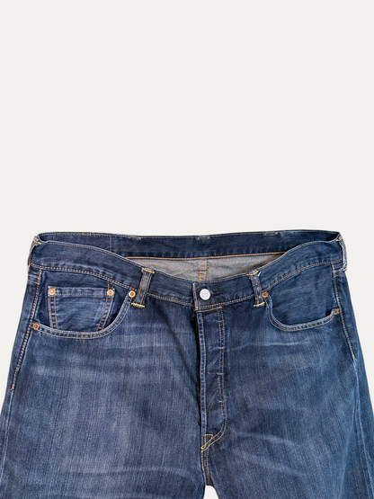 Vintage Levi's 501 Straight Jeans in blue, unisex, size W38 L34 – second-hand