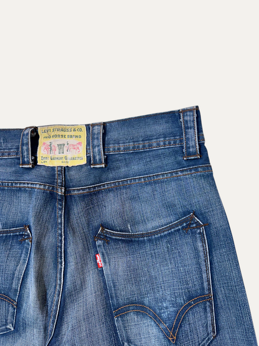 Vintage Levi's 506 Straight Jeans in blue, unisex, size W32 L34 – second-hand