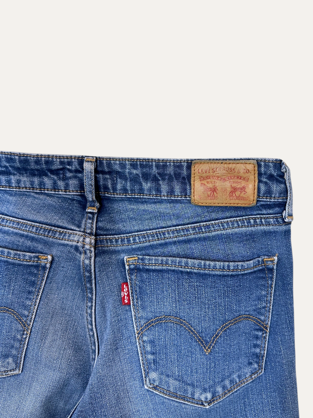 Vintage Levi's 712 Slim Jeans in blue, women's, size W27 L32 – second-hand