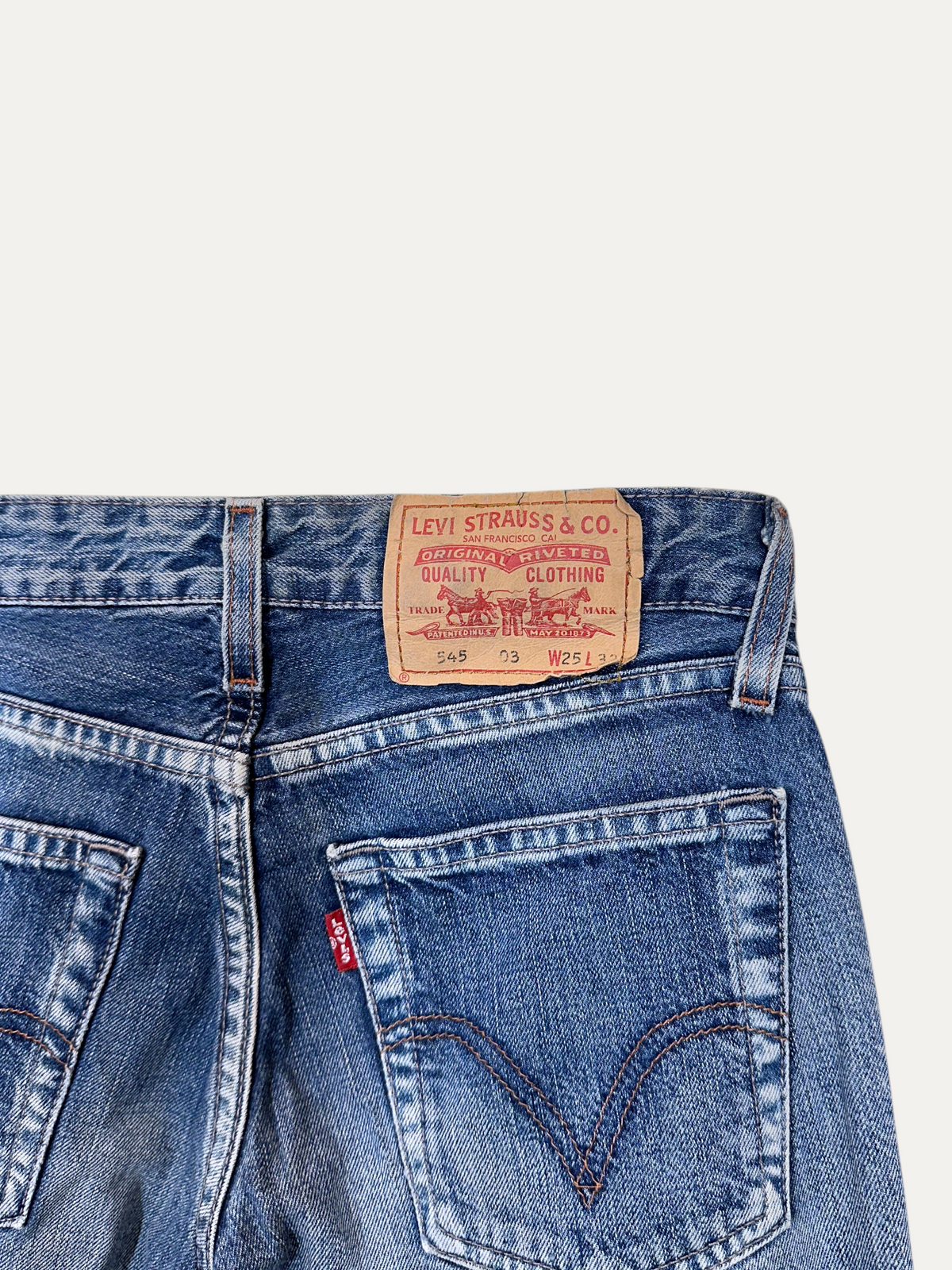 Vintage Levi's 545 Straight Jeans in blue, women's, size W25 L32 – second-hand