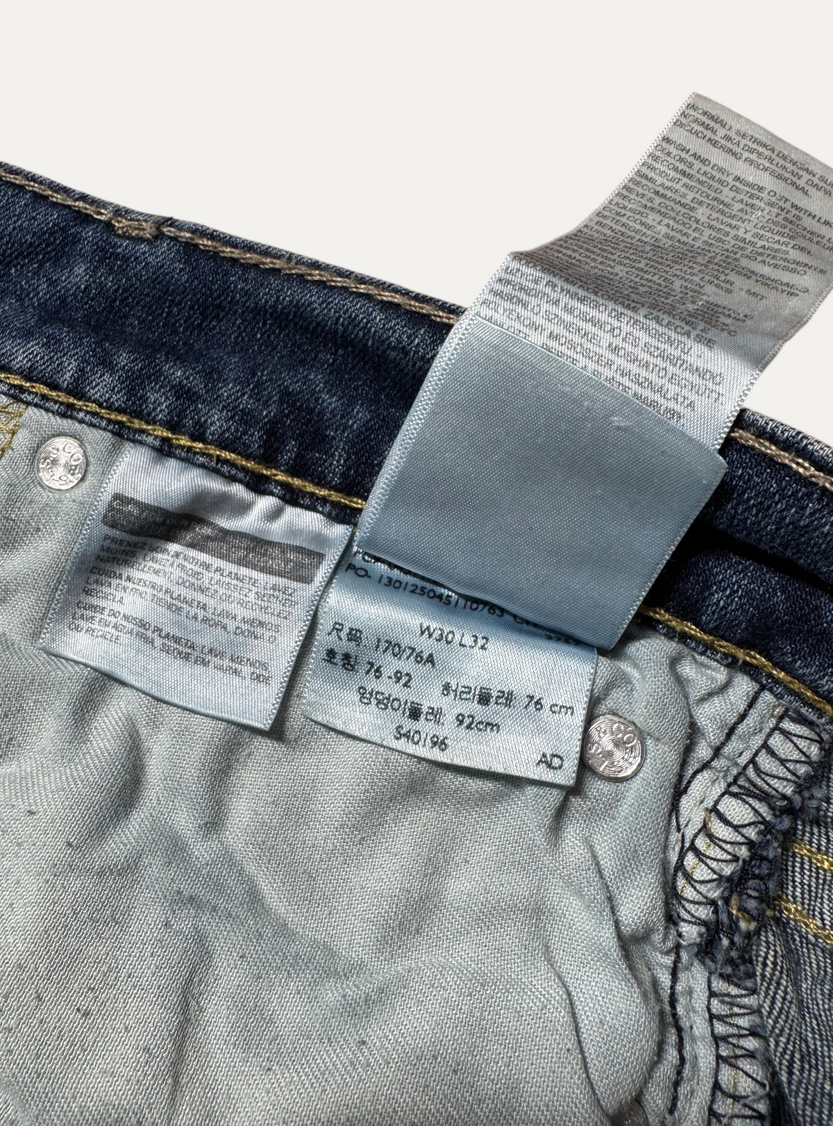 Vintage Levi's 511 Slim Jeans in blue, men's, size W30 L32 – second-hand