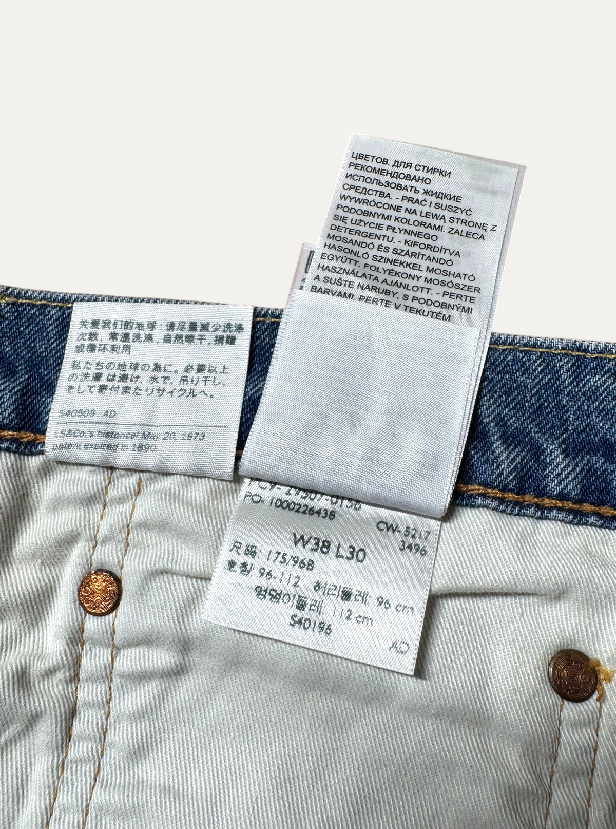 Vintage Levi's 502 Straight Jeans in blue, unisex, size W38 L30 – second-hand