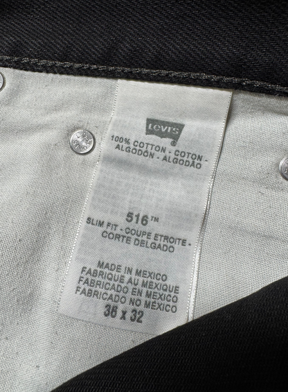 Vintage Levi's 505 Straight Jeans in black, unisex, size W36 L32 – second-hand