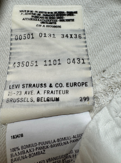 Vintage Levi's 501 Straight Jeans in beige, unisex, size W34 L36 – second-hand