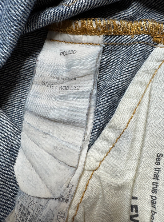 Vintage Levi's 511 Slim Jeans in blue, men's, size W30 L32 – second-hand