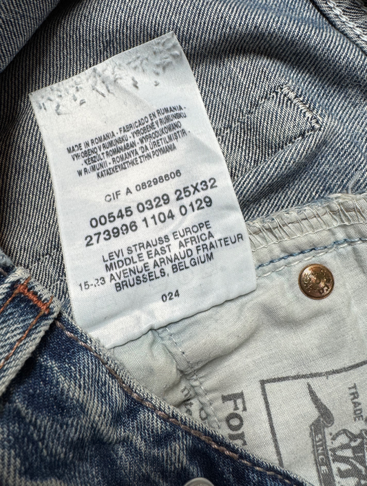 Vintage Levi's 545 Straight Jeans in blue, women's, size W25 L32 – second-hand
