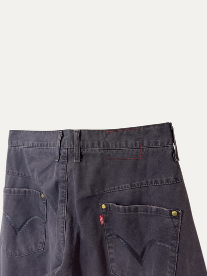 Vintage Levi's Red Tab Straight Jeans in blue, unisex, size W31 L32 – second-hand
