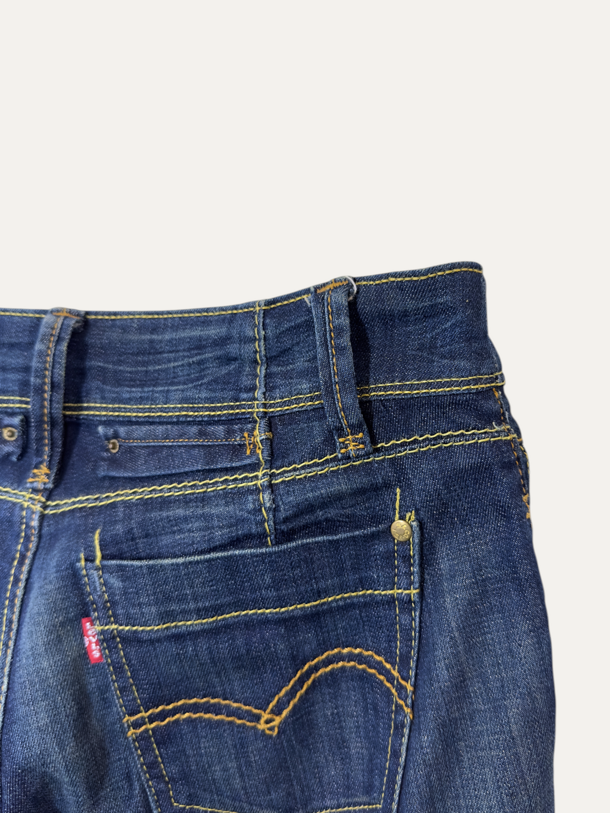 Vintage Levi's Low Waist Jeans in blue, women's, size W30 L32 – second-hand