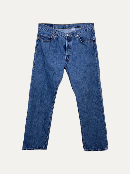 Vintage Levi's 501 Straight Jeans in blue, unisex, size W36 L32 – second-hand