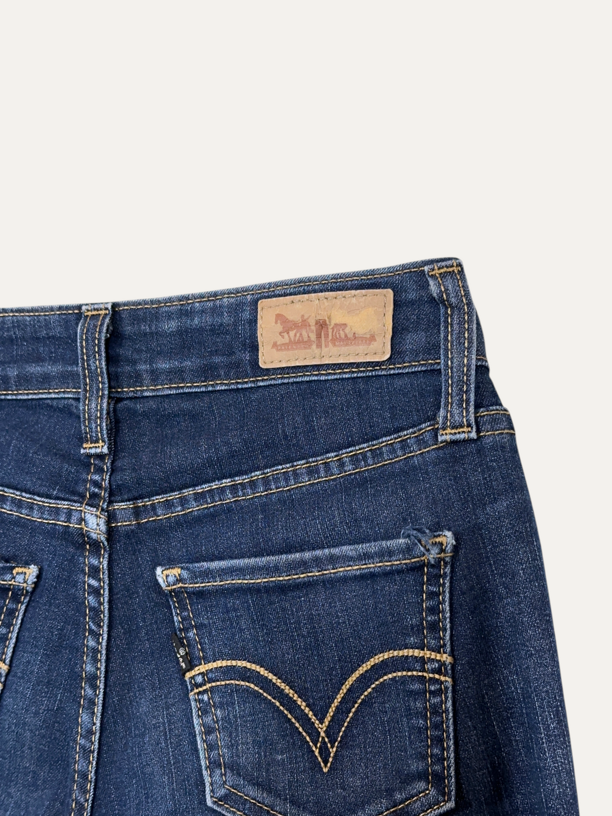 Vintage Levi's 535 Skinny Jeans in blue, women's, size W24 L30 – second-hand
