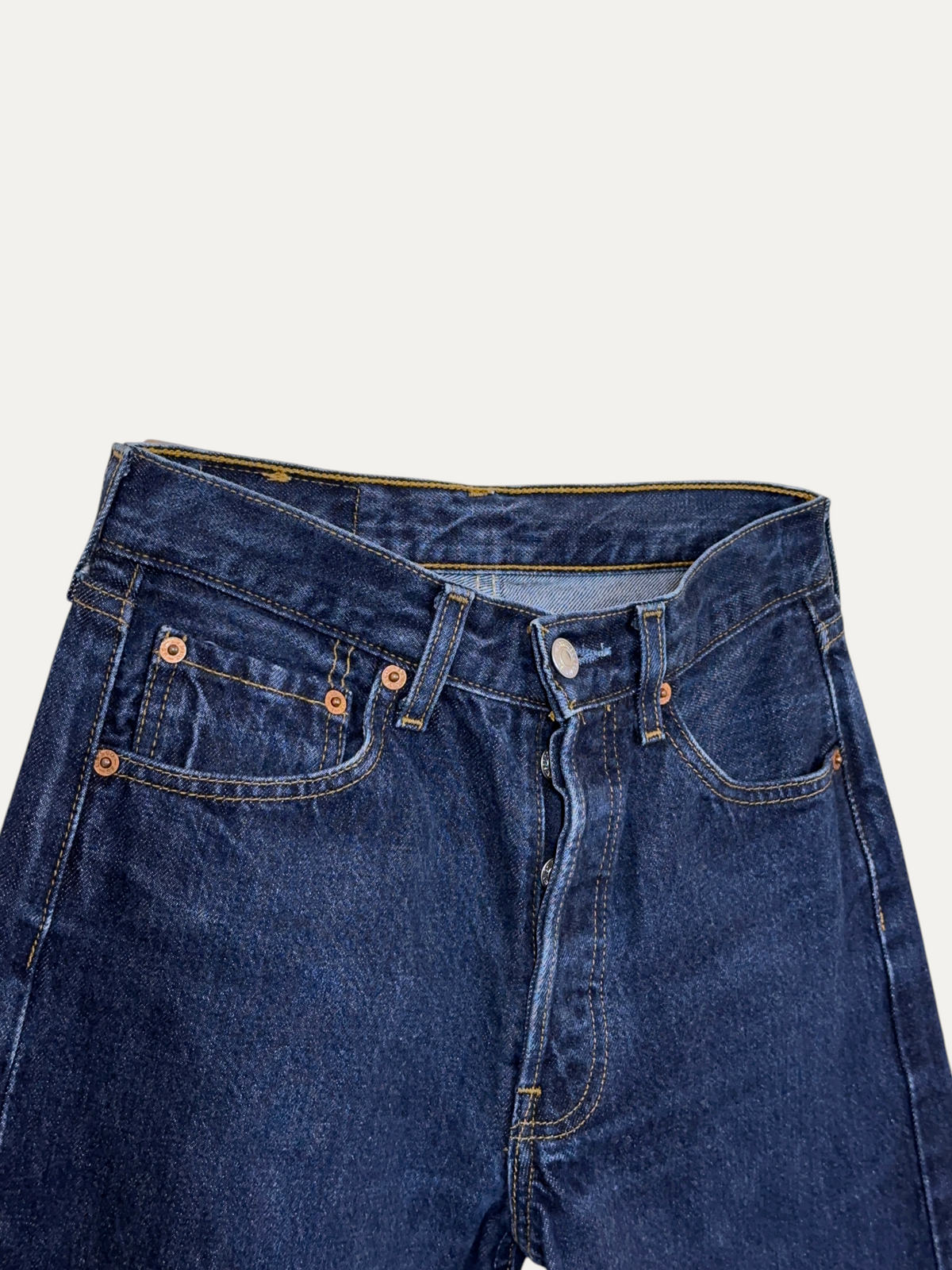 Vintage Levi's 501 Straight Jeans in blue, unisex, size W28 L34 – second-hand