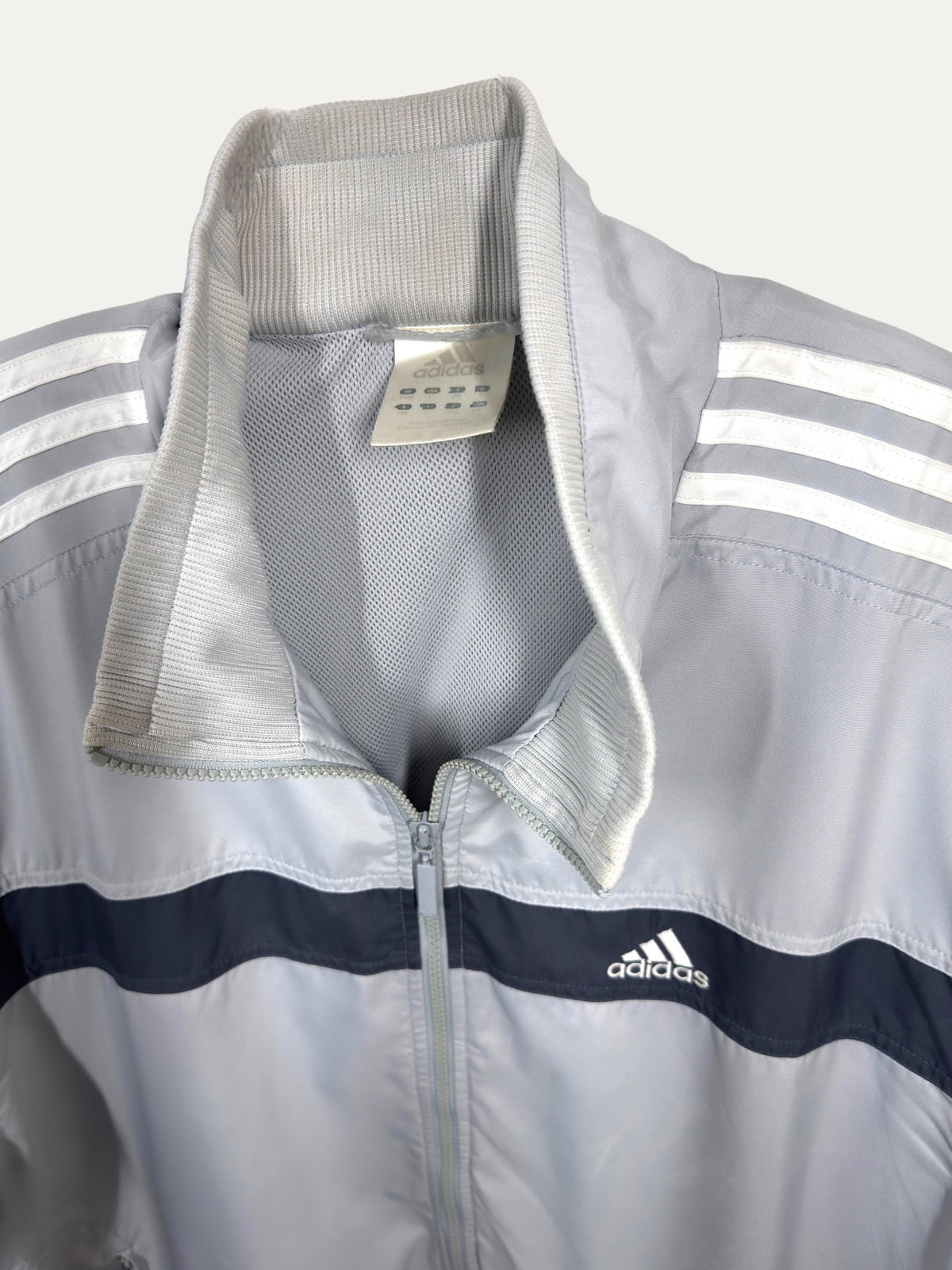 Vintage Adidas Jacket in grey, men's, size S – second-hand