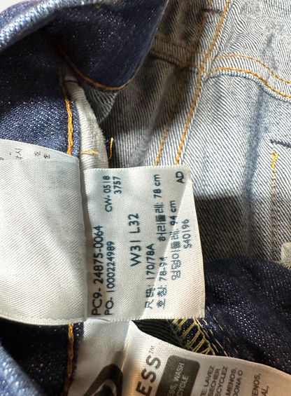 Vintage Levi's 519 Skinny Jeans in blue, men's, size W31 L32 – second-hand