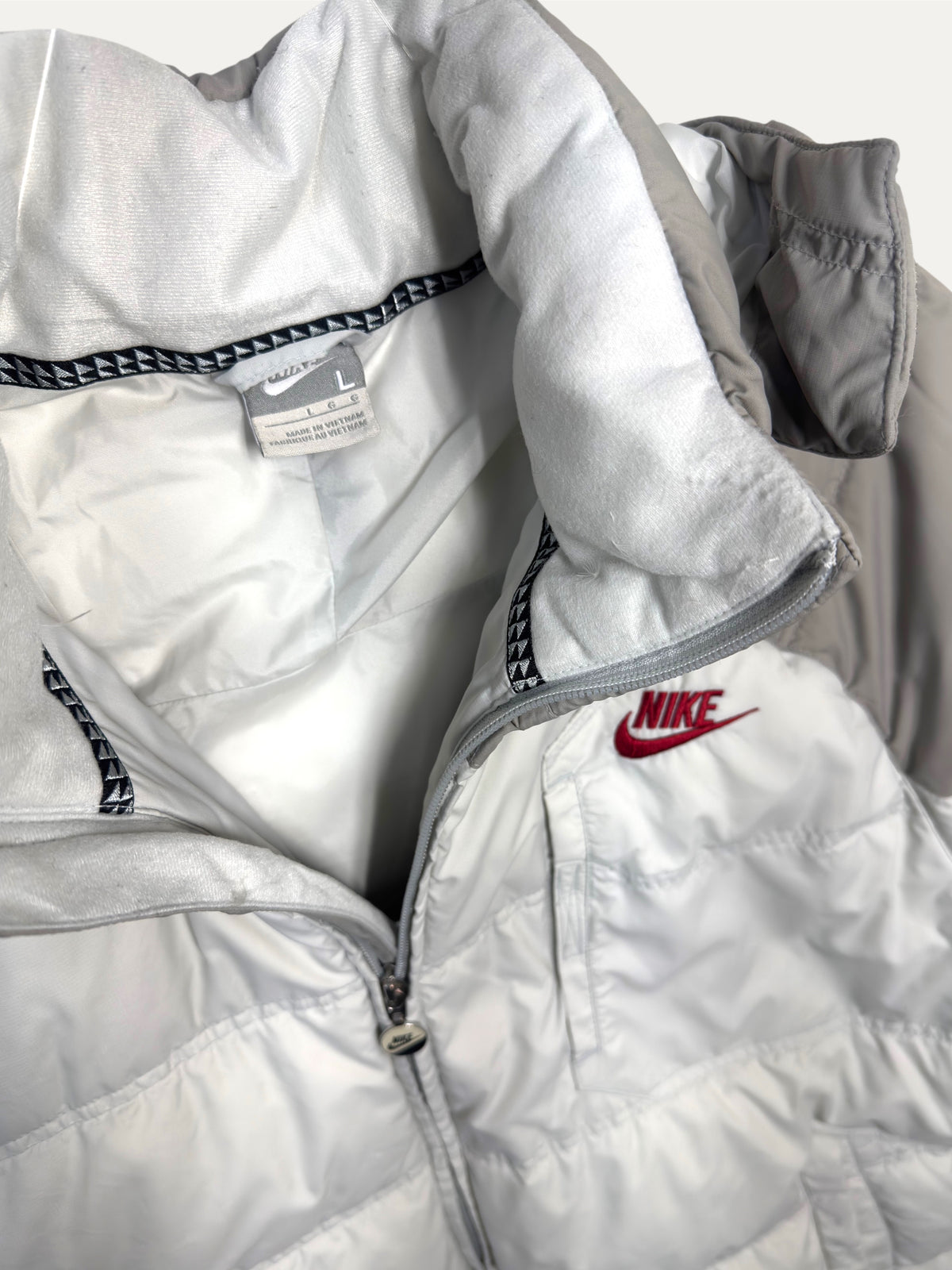 Vintage Nike Jacket in grey, men's, size L – second-hand